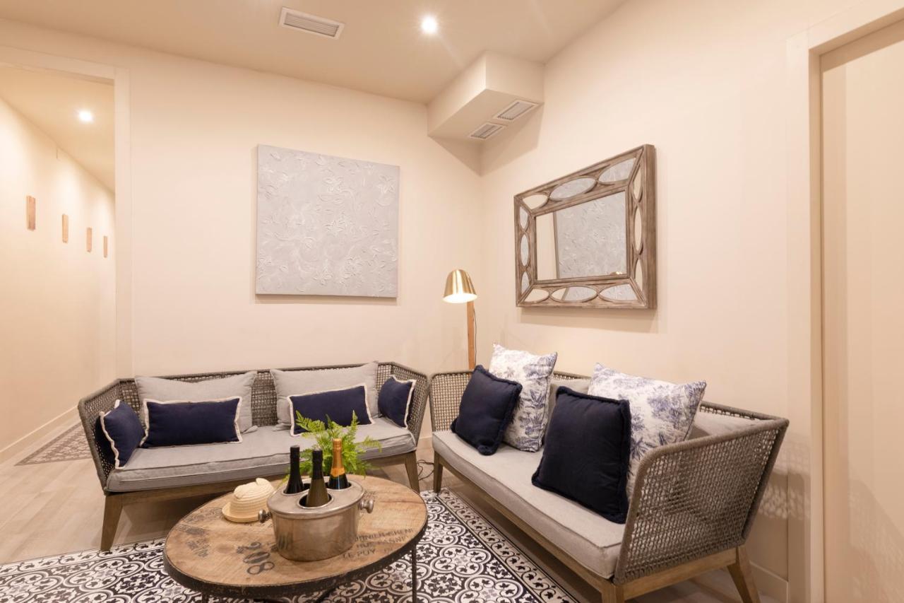 Chic Apartments Barcelona Ngoại thất bức ảnh