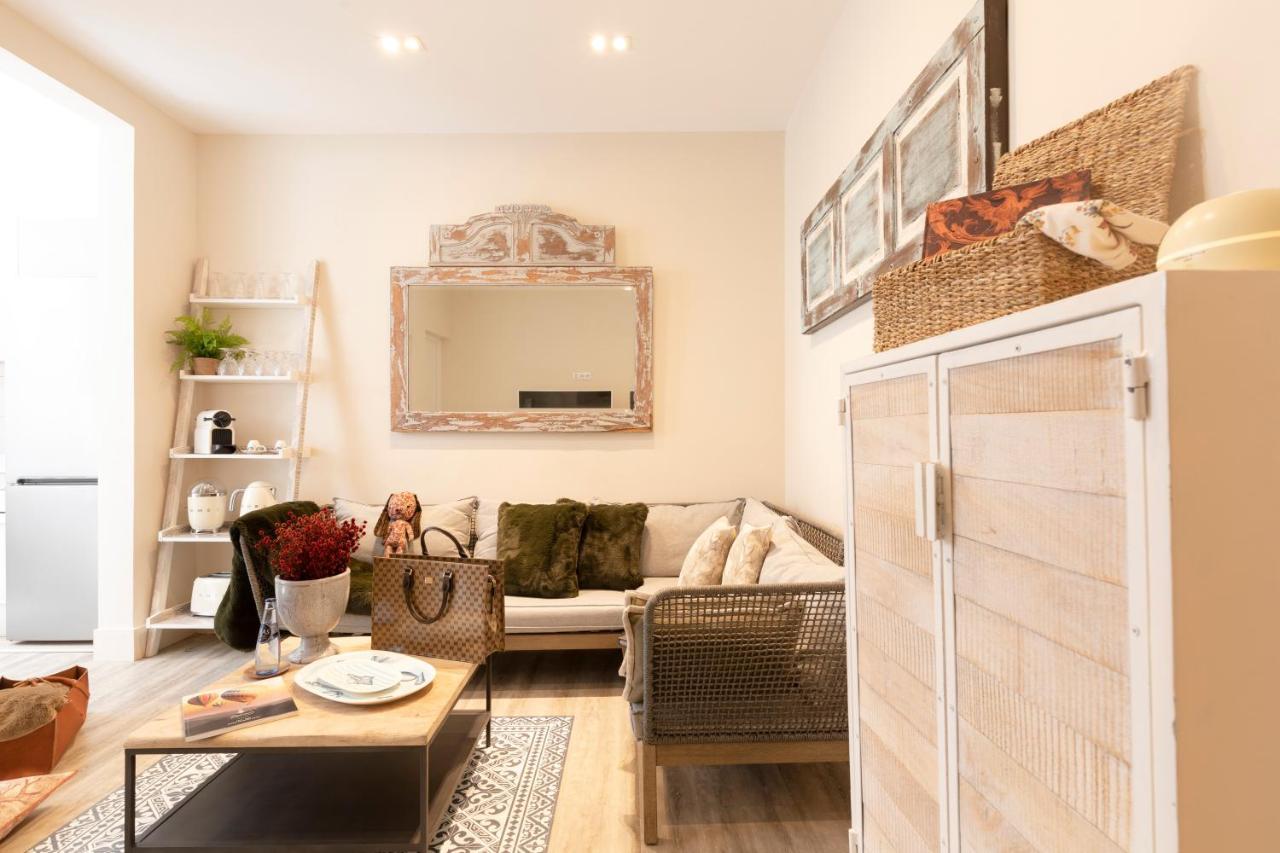 Chic Apartments Barcelona Ngoại thất bức ảnh