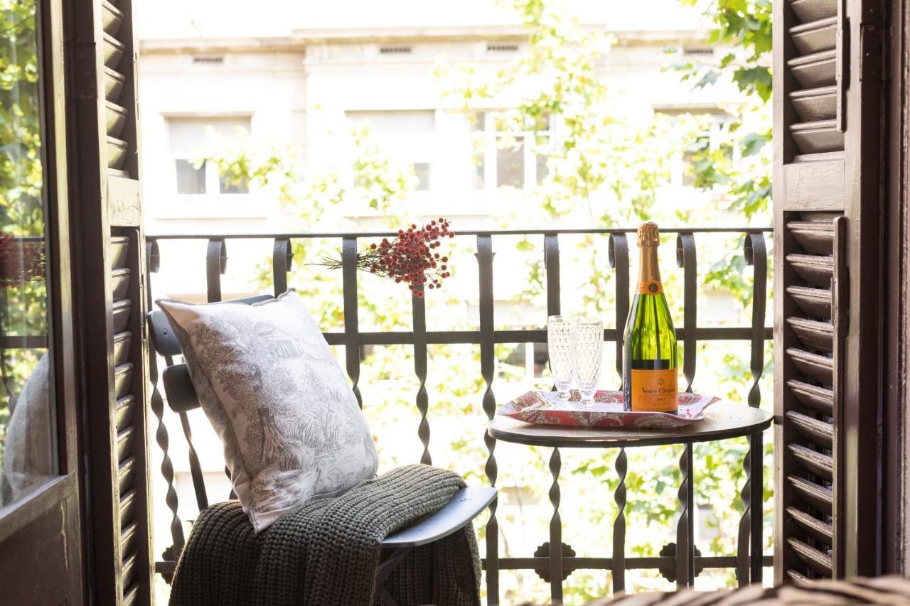 Chic Apartments Barcelona Ngoại thất bức ảnh